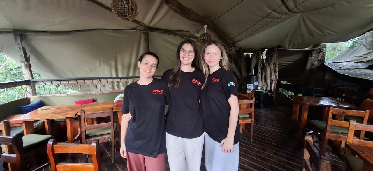 3 volontarie